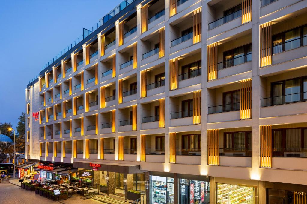 Ramada Plaza by Wyndham Istanbul Sultanahmet exterior